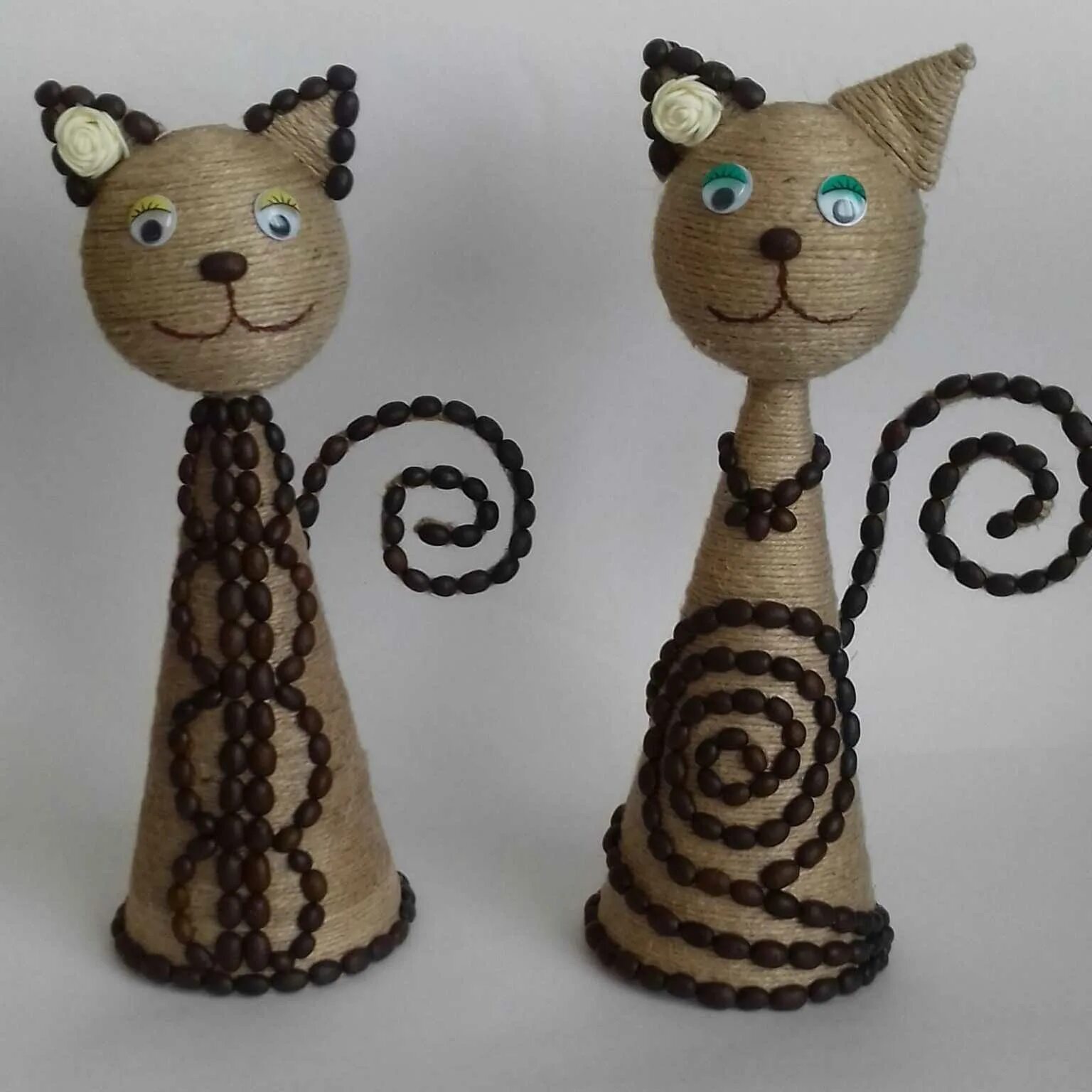 Поделки из шпагата своими руками для начинающих. Цветы из джута. Кошка из джута. Поделки из джута. Поделки из шпагата.