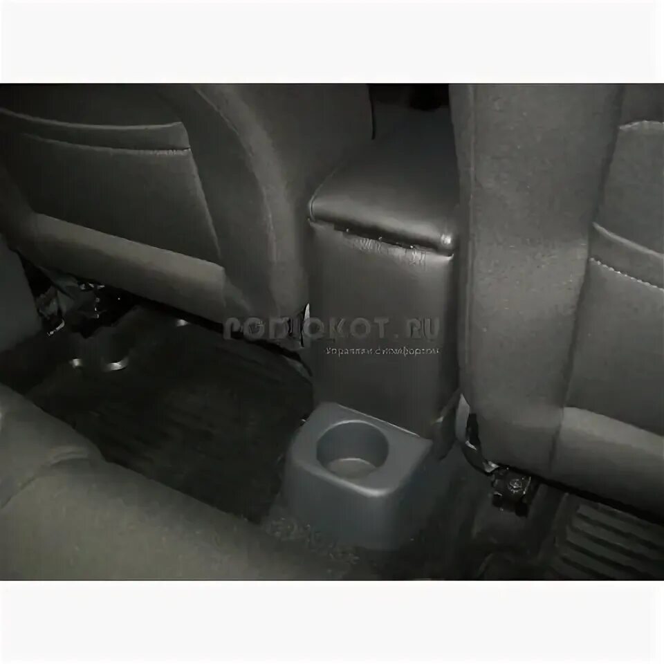 Как снять подлокотник шкода фабия 2 Ставим оригинальный подлокотник. Skoda Octavia A4 Mk1, 1,6 л, 2008 года аксесс