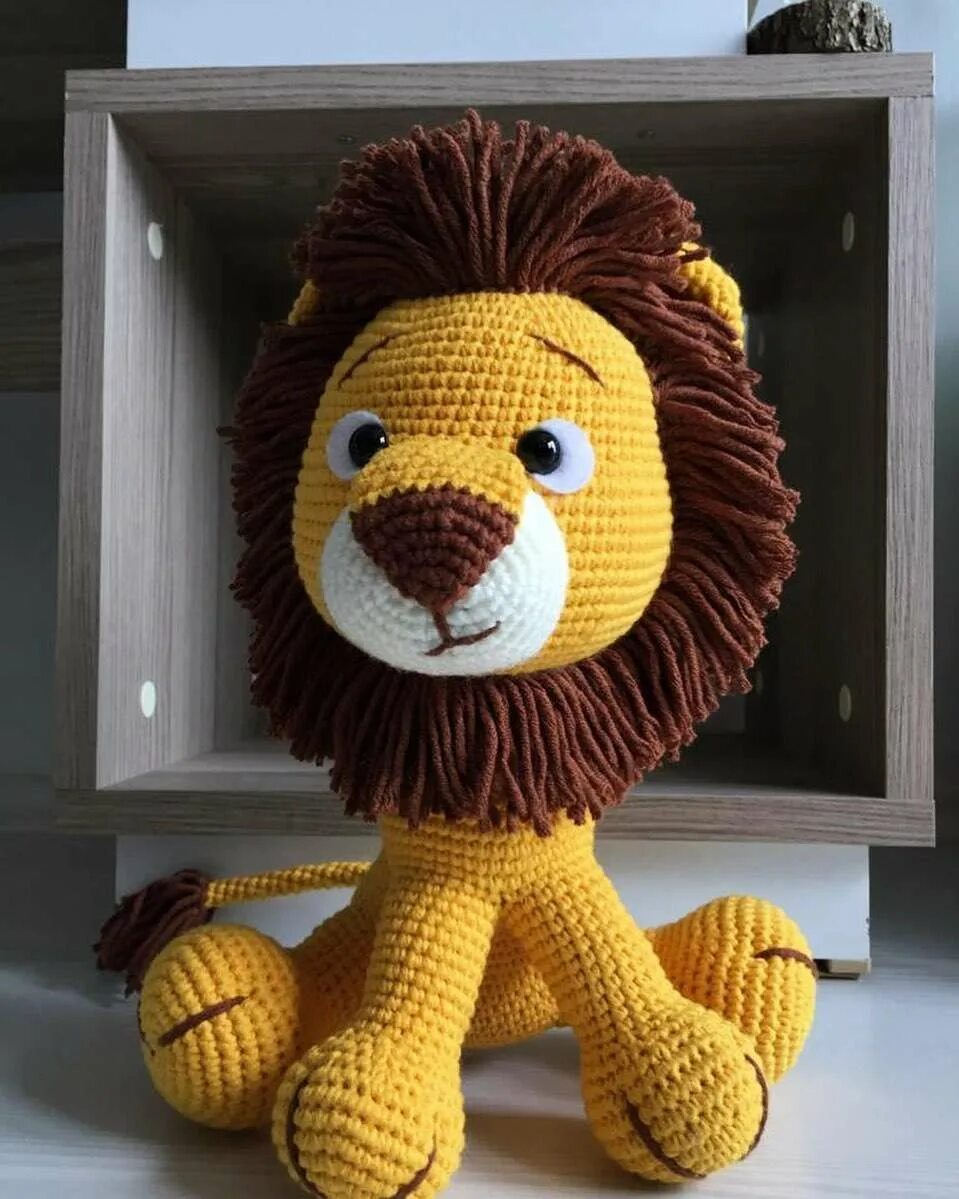 Вязаная игрушка лев. Лев крючком схема. Вязаная игрушка лев. Амигуруми лев схема. Львенок амигуруми.