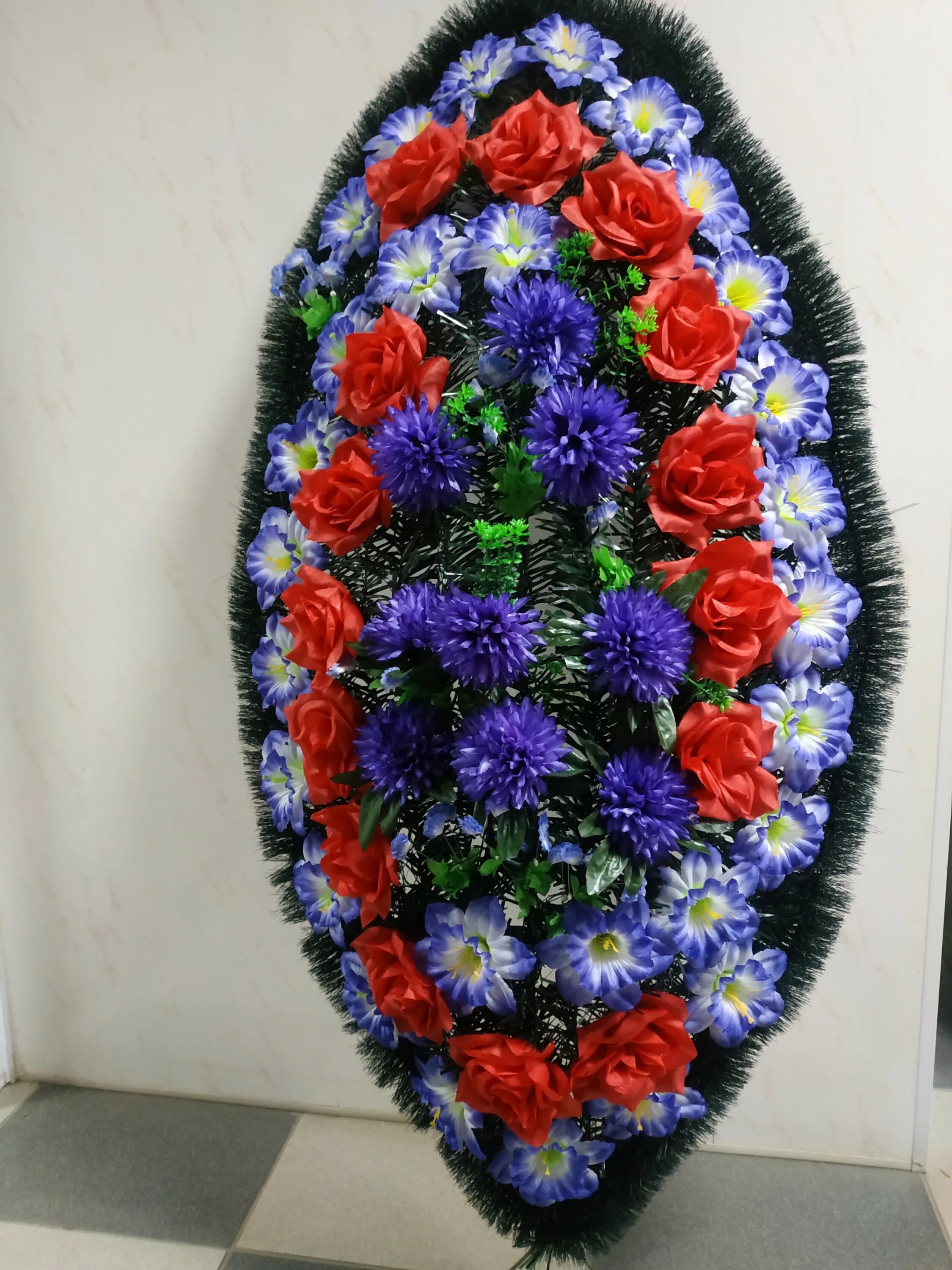 арника ритуальные венки. венки ритуальные феникс. арника ритуальные венки. траурный венок. бердск ритуальные ритуальные венки.