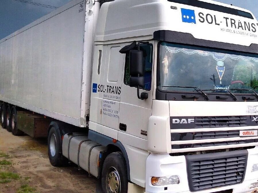 Куплю даф б у в россии. DAF xf95 2004. DAF 95 2004. DAF XF 95 рефрижератор. Даф 95 XF С рефрижератором.