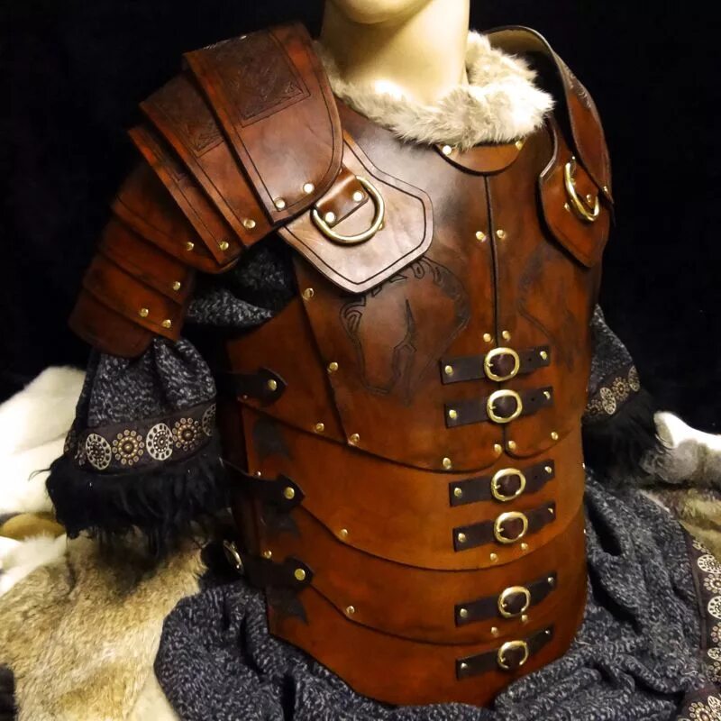 Кожаный доспех Скандинавия 15 век. Костюм варваров LARP. Броня клепаный кожаный доспех. Проклёпанная кожа доспех. Leather armor