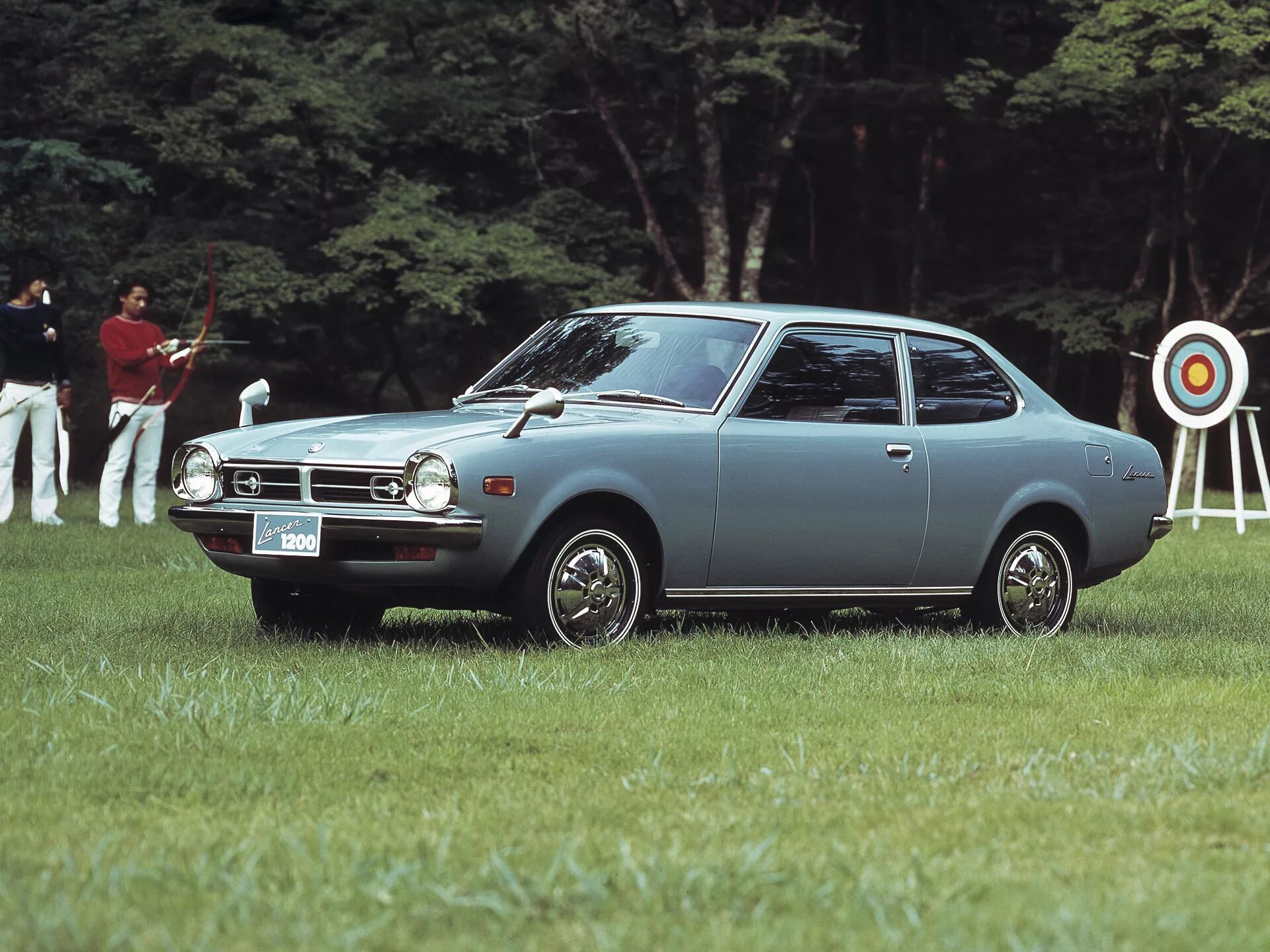 Первая мицубиси. Mitsubishi Lancer 1. Митсубиси Лансер 1. Mitsubishi Lancer 1973. Митсубиси Лансер 1 поколения.