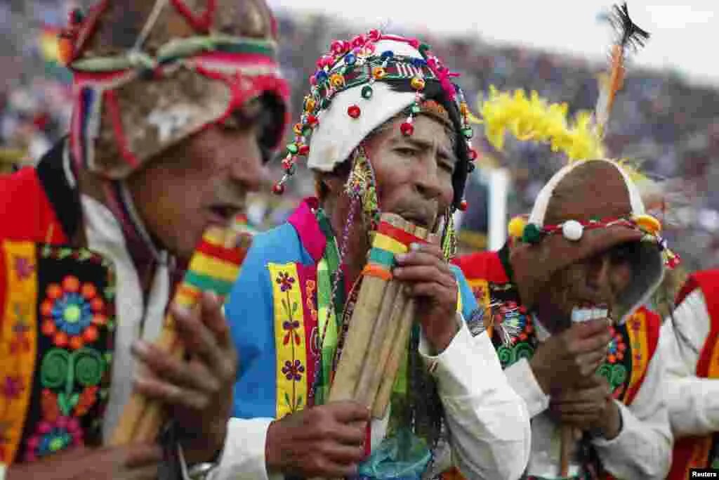 Cultures around. Индейцы мапуче Арауканы. Мапуче Чили. Племя мапуче в Чили. Арауканы племя.