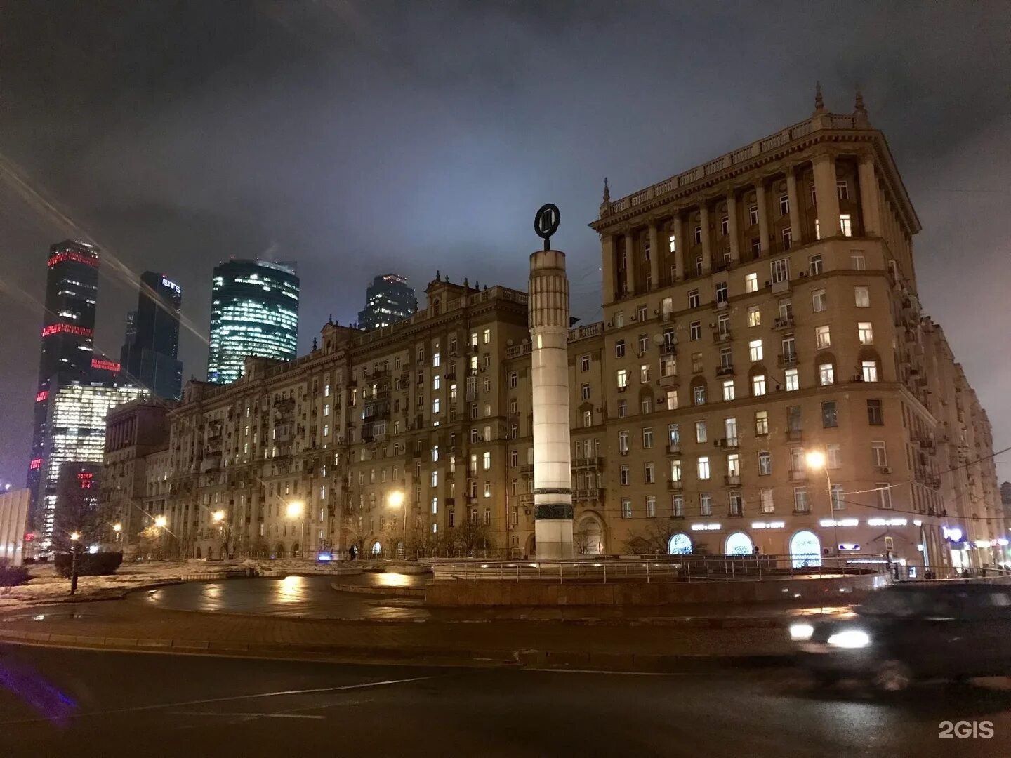 Квартира в москве кутузовский проспект. Москва, кутузовский проспект, 2/1, с1. Квартира андропова. Квартира в москве кутузовский проспект. Трешка на кутузе.