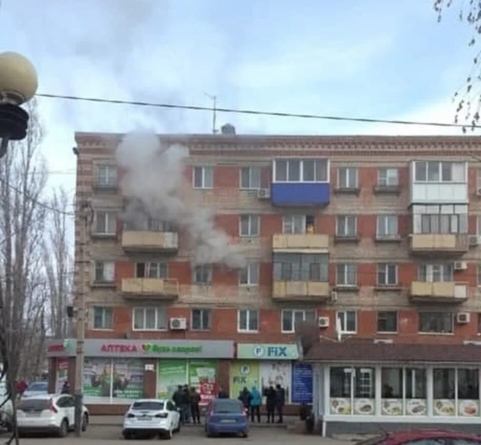 Пожар в балаково на кирпичной улице. Балаковский кирпичный завод. Пожар в балаково сегодня. Пожар в балаково. Сигнал о пожаре.