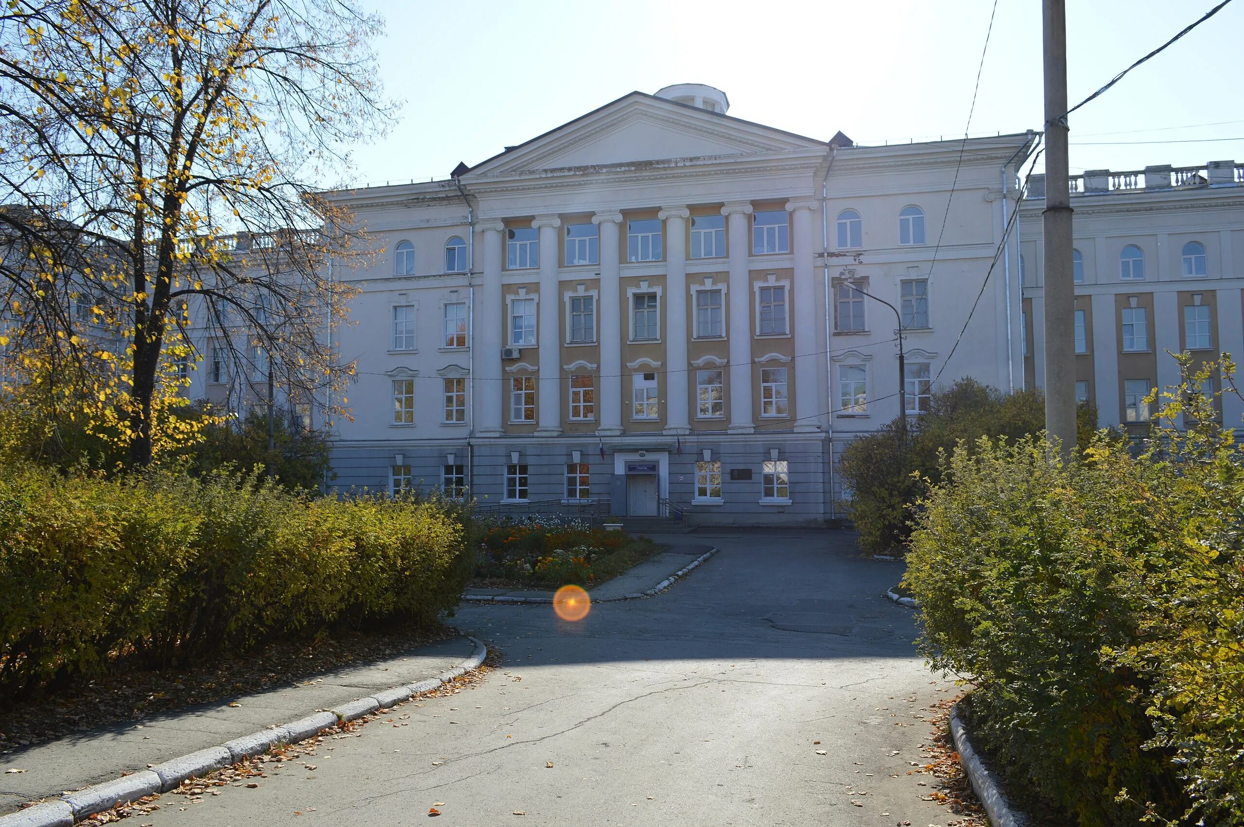 Краснотурьинский городской сайт. Городская больница Краснотурьинск. Краснотурьинск больница на Чкалова. Краснотурьинск Чкалова 20 больница. Чкалова 15 Краснотурьинск поликлиника.