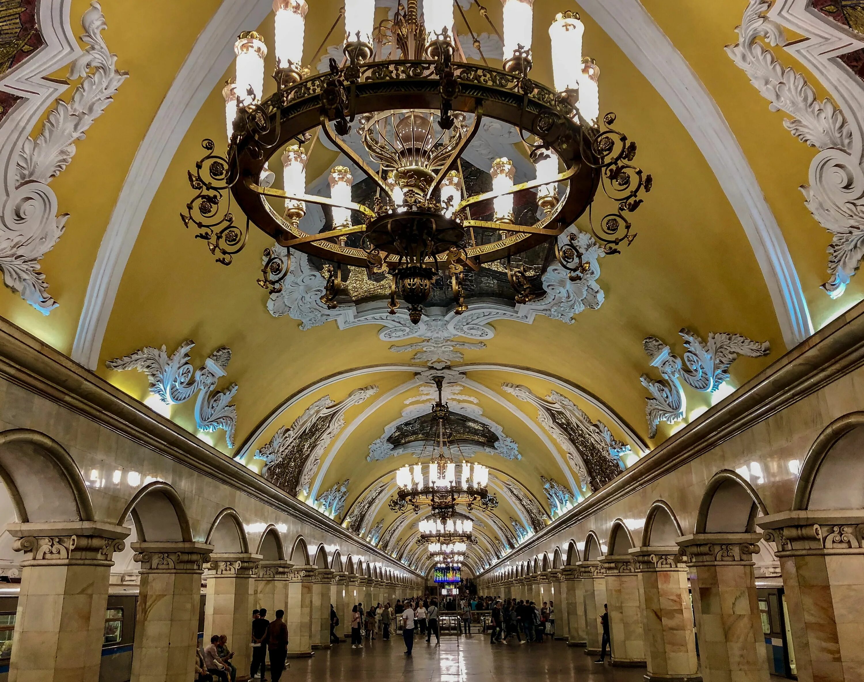 Moscow Subway Station. Маяковская станция метро Москва. Самые красивые станции Москвы. Самые красивые станции метро Москвы.