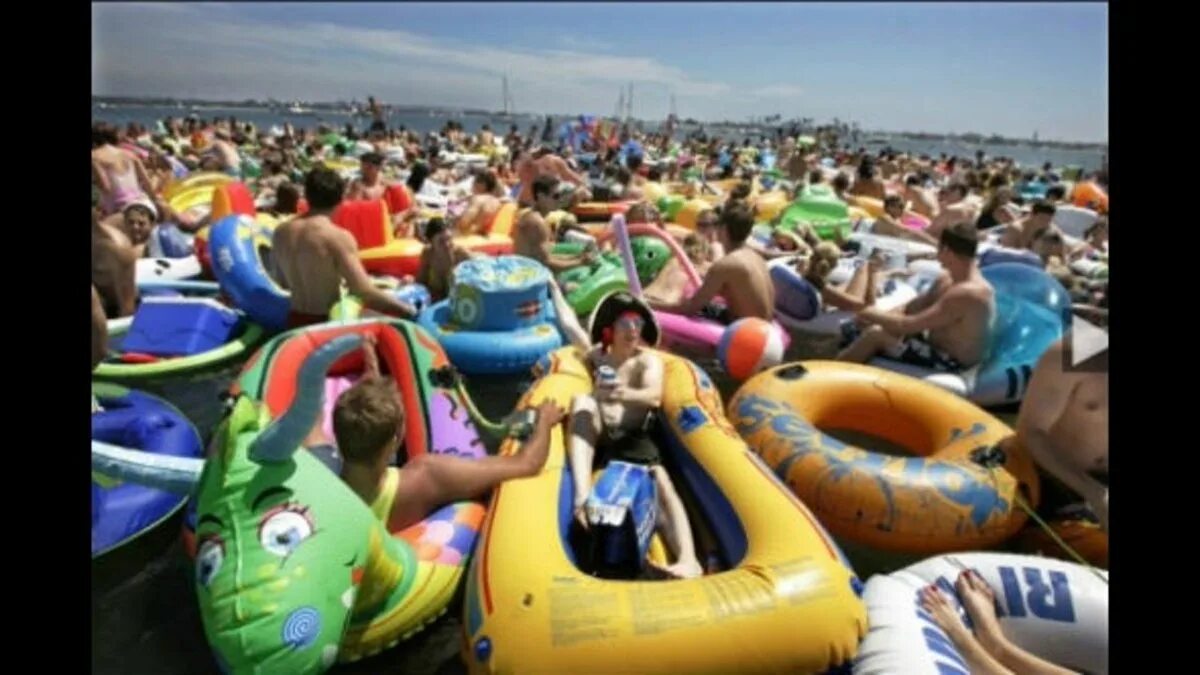 Floatopia game. Floatopia game
