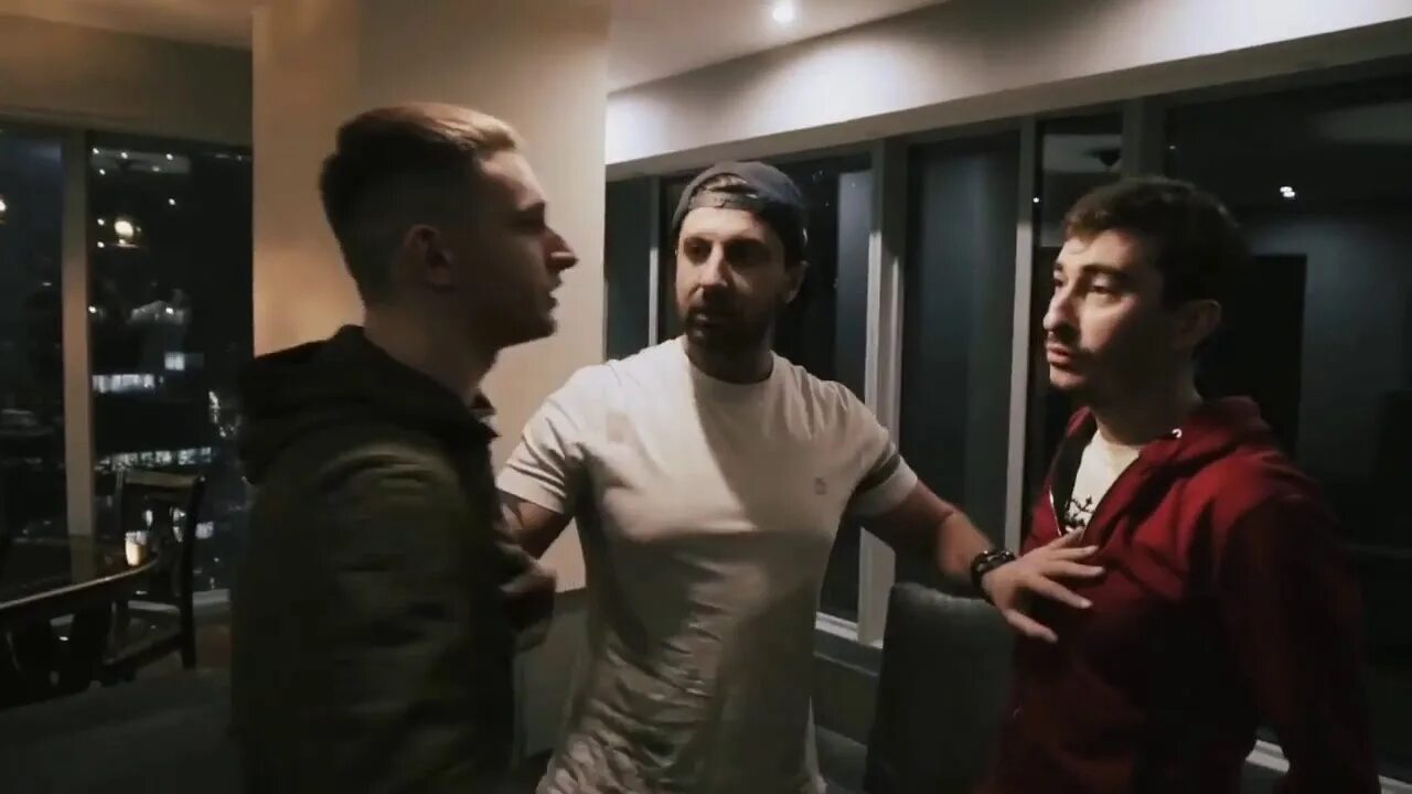 Дон серго. Серго в париже.