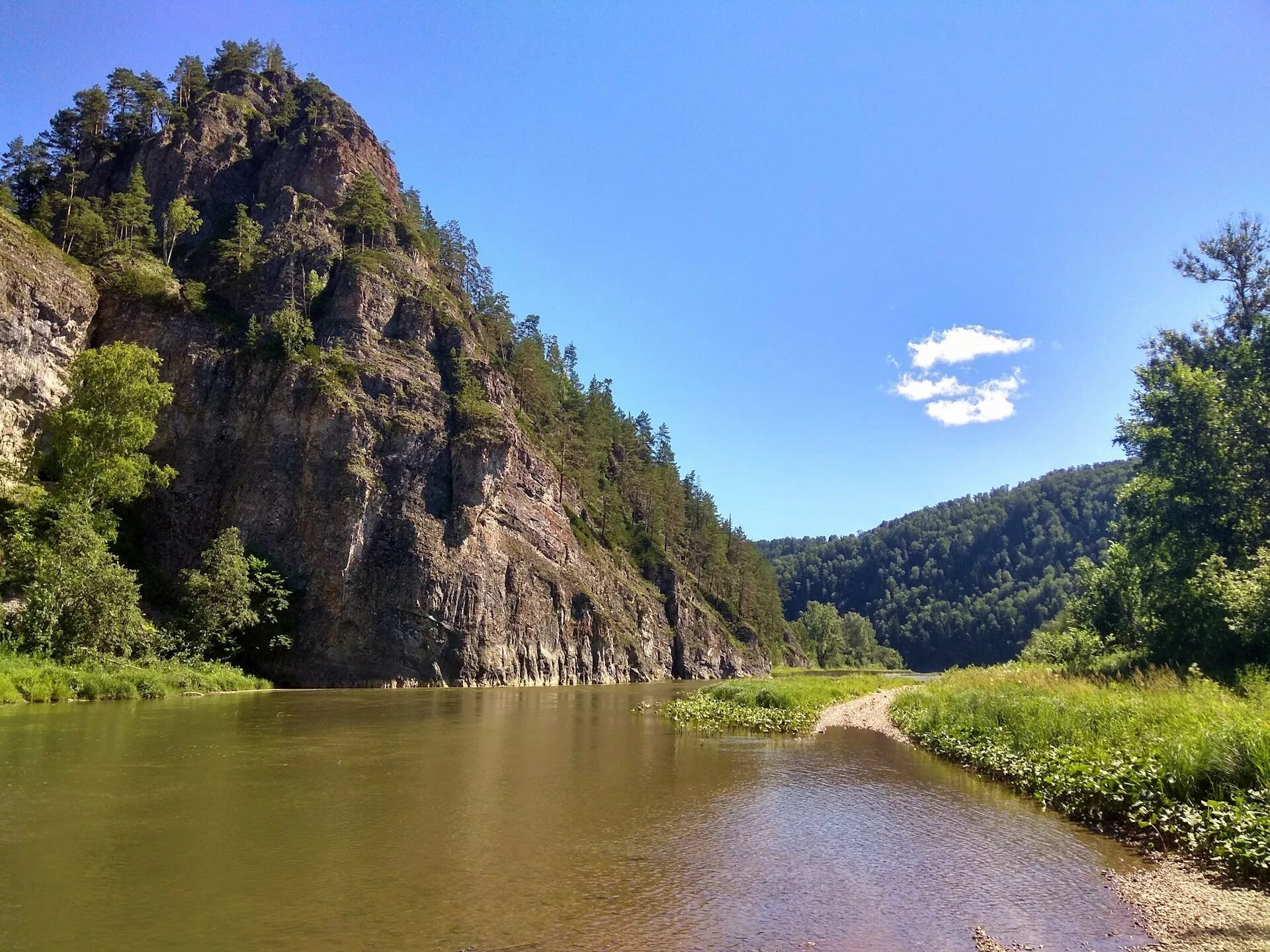 Парк зилим в башкирии. Зилим. Зилим. Скала акташ река зилим. Парк зилим в башкирии.