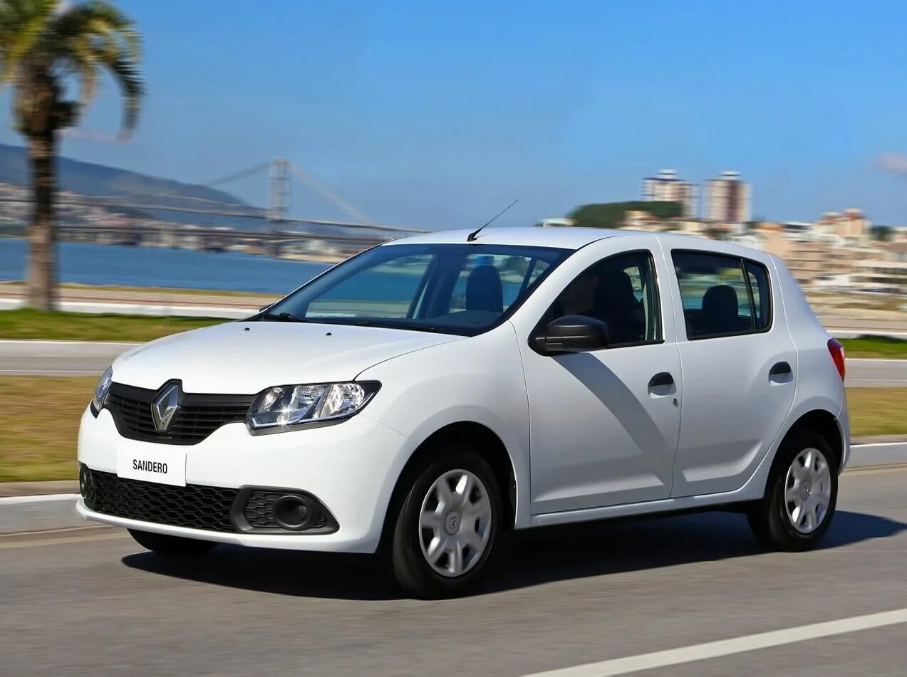 Renault sandero mt. Рено Сандеро 2022. Рено Логан 2022. Новый Рено Логан 2022. Renault Sandero 2014.