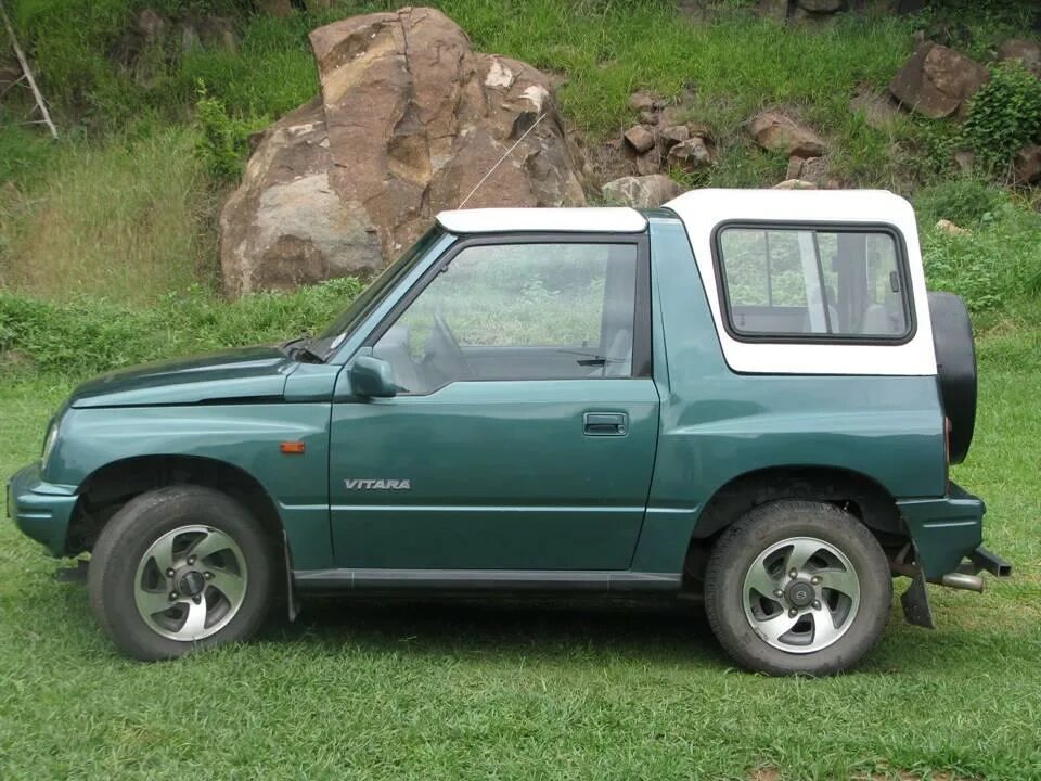 Vitara 1998. Suzuki Vitara 1. Suzuki Vitara 1998. Suzuki Vitara 1998 кабриолет. Suzuki Vitara 1995 кабриолет.