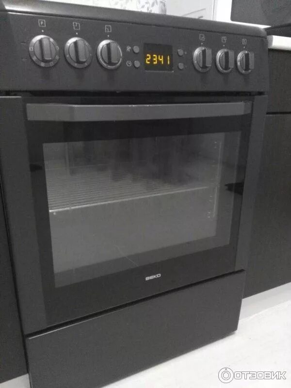 Отзыв о Плита электрическая Beko CSE 57300 Готовлю с удовольствием