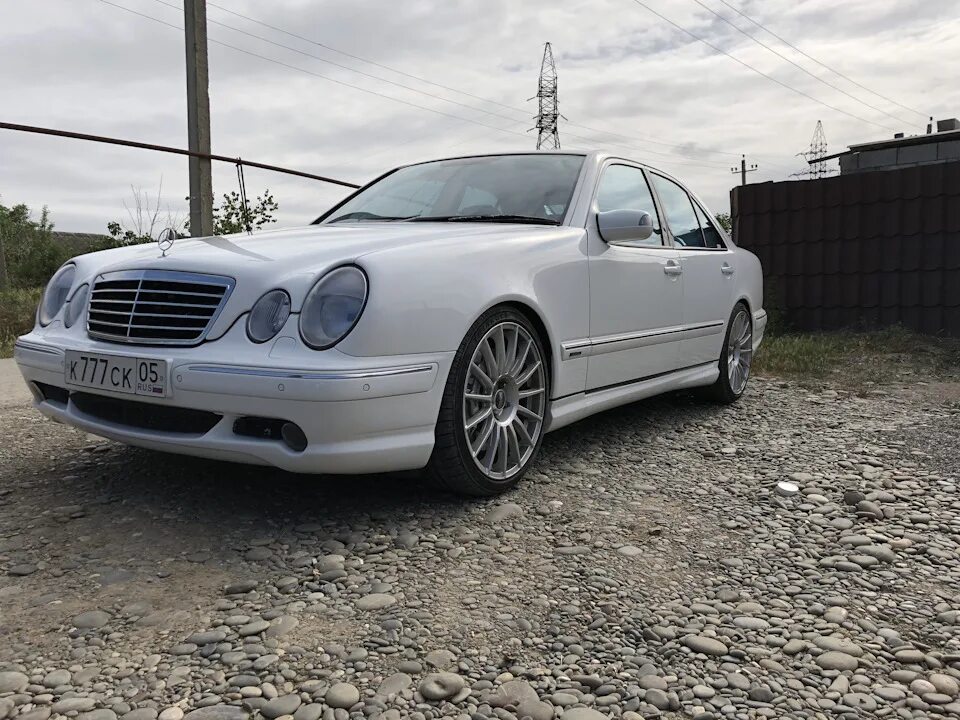 Купить 210 руб. 210 Мерседес 5.5 АМГ. Mercedes 210 AMG 5.5. Мерседес е55 АМГ 210. W210 AMG 5.5.