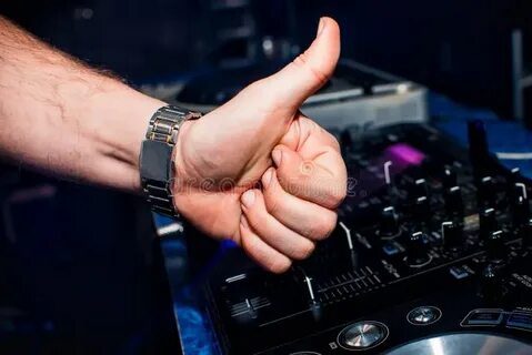 Dj hand