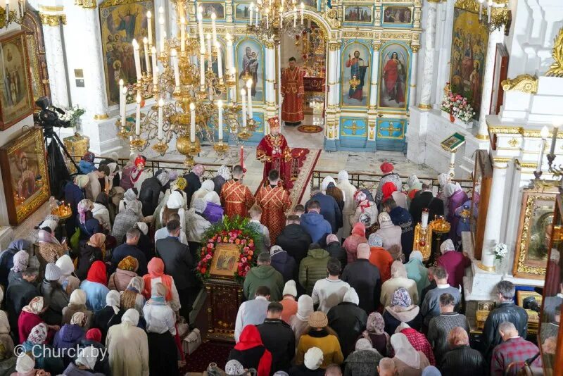 Богослужение в кафедральном соборе минска. Богослужение в софийском соборе белоруссии. Пасха 2021 в свято владимирском кафедральном соборе в севастополе. Богослужение в кафедральном соборе минска. Богослужение в кафедральном соборе минска.