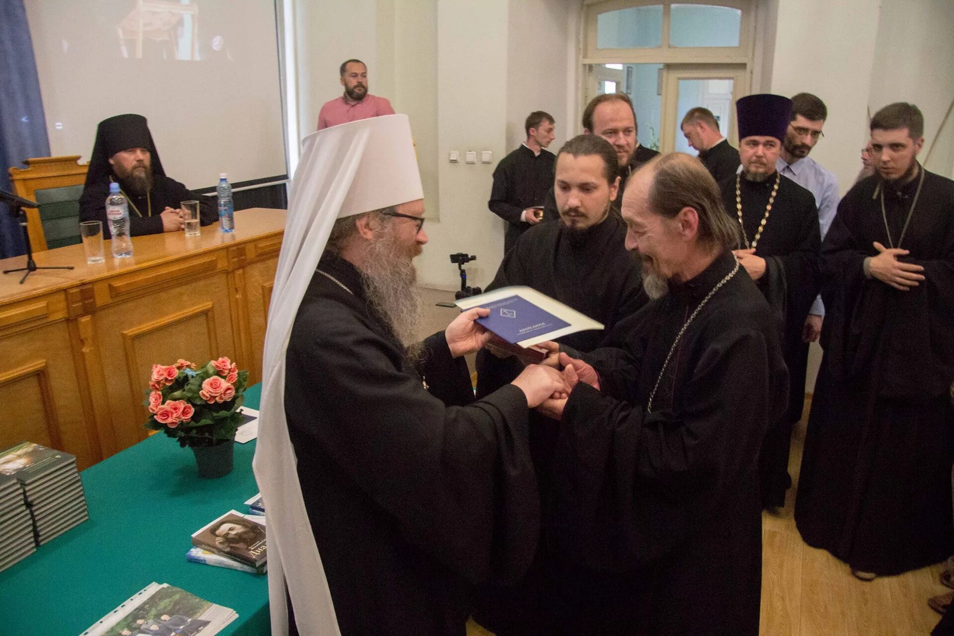 богословская баптистская семинария. тобольская духовная семинария выпускники 2011. духовная семинария коломна. учёба на священника. крылов семинария тверь.