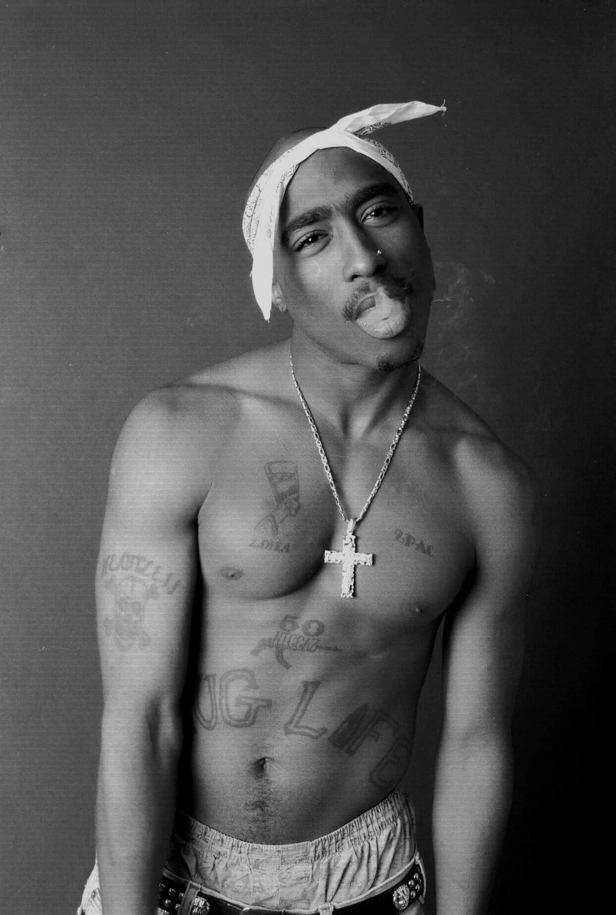 Ту пак. 2пак Шакур. 2pac рэпер. 2pac Шакур. 2pac в молодости.