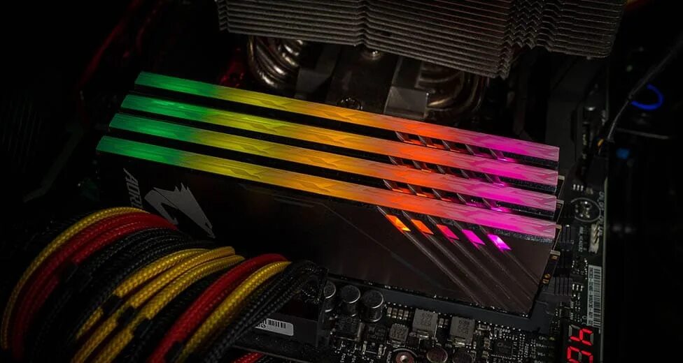 Оперативка gigabyte aorus. Оперативная память gigabyte aorus. aorus ddr4 rgb. aorus ddr4 rgb 16gb 3200mhz memory. gigabyte aorus rgb ddr4 3200.