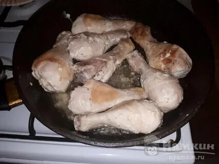 Голень куриная в сметане с чесноком