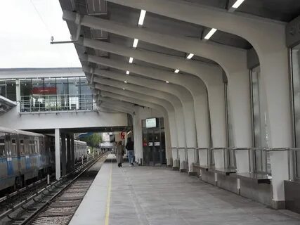 Метро студенческая