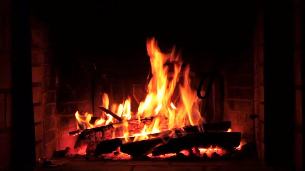 Камин обои. Живые обои камин windows 10. Живые обои камин windows 10. Живой камин. Обои на рабочий стол 4к камин.