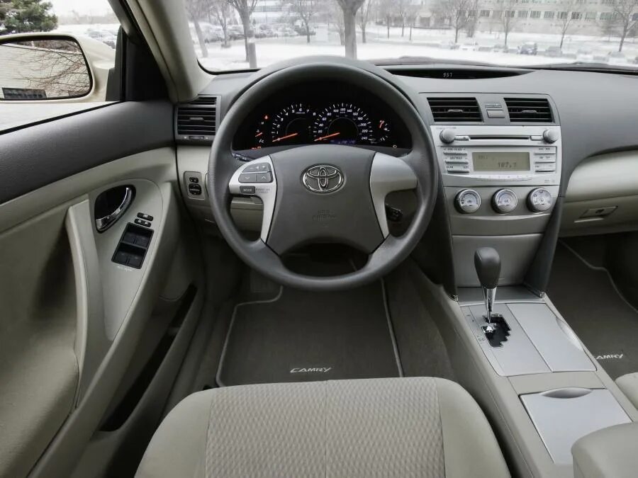 Торпеда камри 40. Toyota Camry 2009 салон. Toyota Camry 2006 2.4. Toyota Camry 2011 Interior. Toyota Camry xv40 2009.