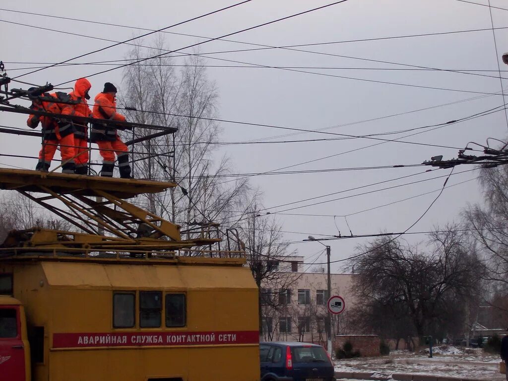 Авария на электросетях. Авария на сетях электроснабжения. Обрыв ЛЭП. Обрыв контактной сети.