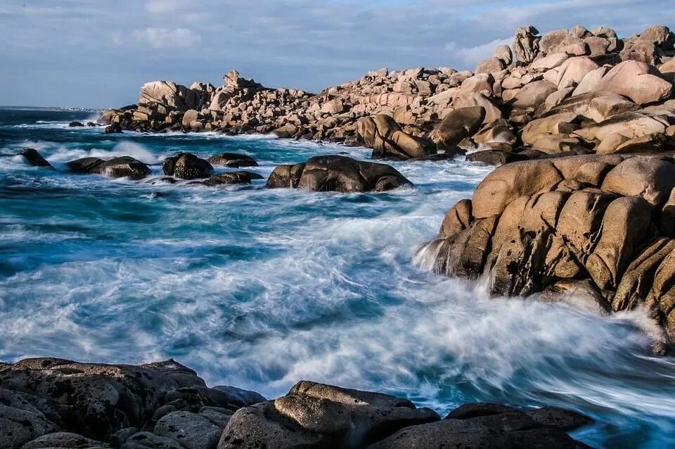 Туманное море. Sea sis. Sea sis. Sea sis. Море в пастельных тонах.