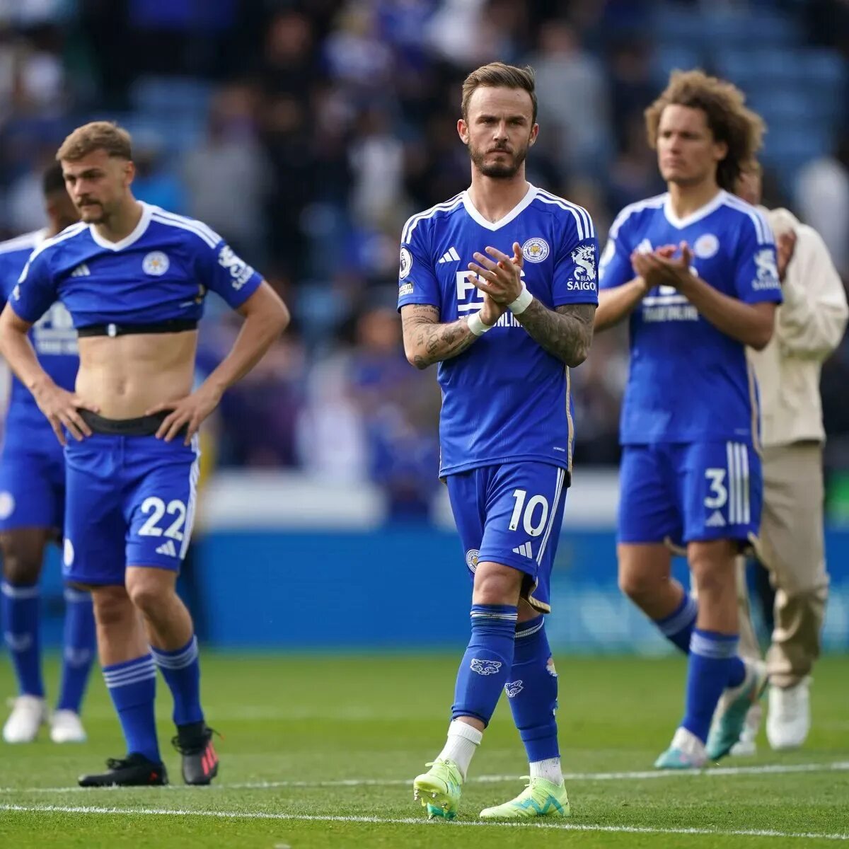 Борнмут лестер сити прогноз. Лестер Сити. Состав Лестера. Leicester City to Championship. Lester late.