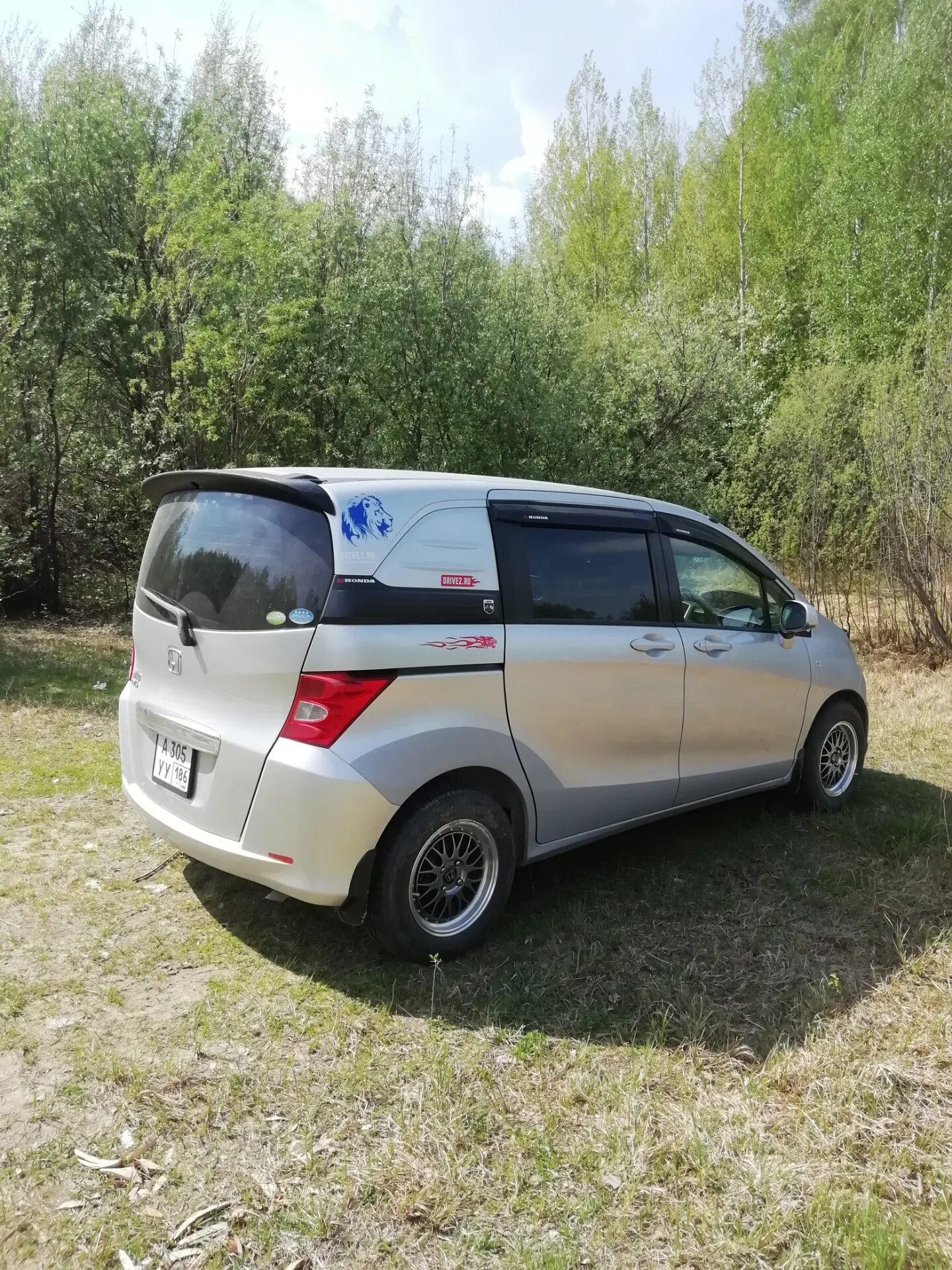Хонда фрид 4 вд. Freed 4wd. 5 кла. Хонда фрид спайк 4 вд. Honda freed 2010.