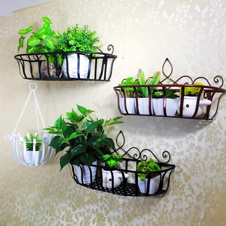 цветы в горшках на полках. деревянная подставка для цветов. деревянная подставка под цветочный горшок. подвесные полочки для цветов. подставка для цветов.