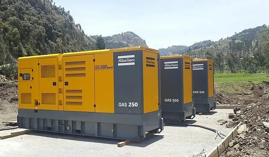 Генератор атлас. Дизельный генератор atlas copco qas 250. atlas copco генератор qas. atlas copco qas 500 sd. генератор atlas copco qas 100 авр.