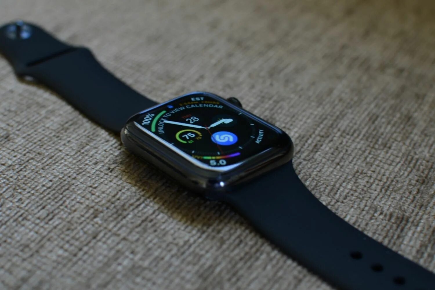Add watch 5. Apple watch series 5 44mm. apple watch 5 44 mm. apple watch 6 44 mm. apple watch series 5 фото.