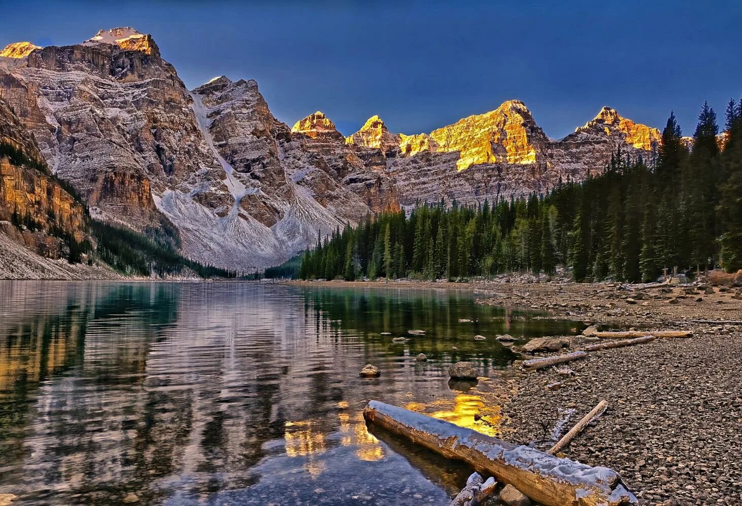 Canada lakes. Озеро Морейн. Национальный парк Банф. Озеро Морейн в Канаде. Национальный парк Банфф, Канада. Озеро Морейн парк Банфф Канада.