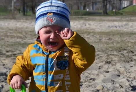 9 мальчиков вышло на прогулку