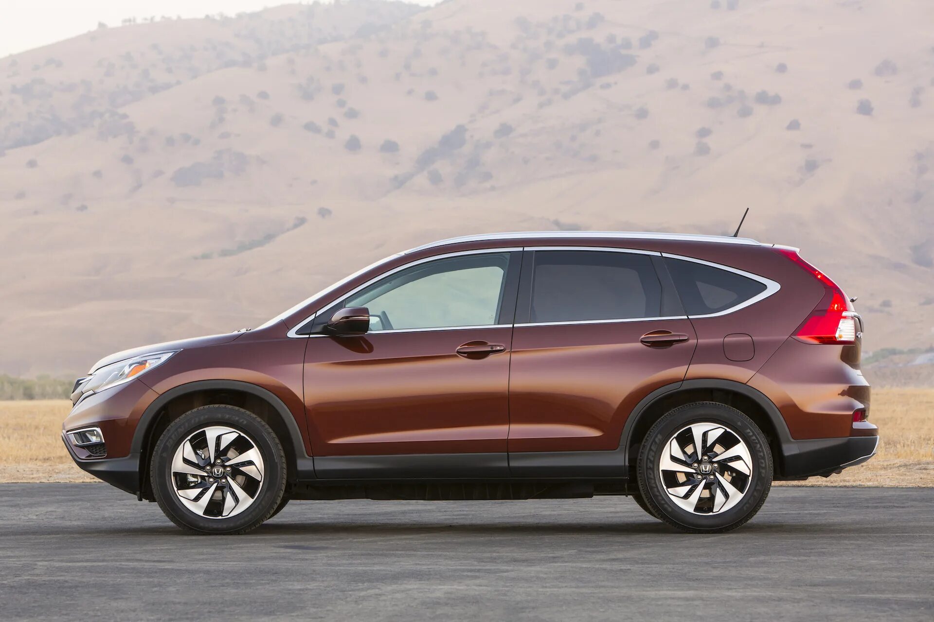 Honda cr. Honda CR-V 2015. Honda CRV 2015. Honda СРВ 2015. Хонда СРВ 2015 Рестайлинг.