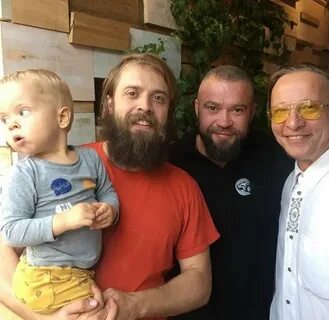 Чей сын актер