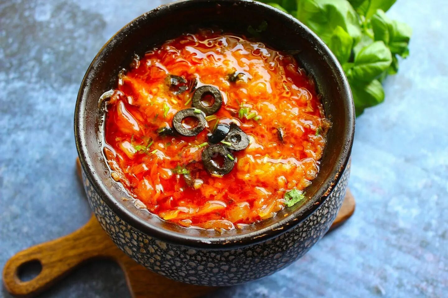 Солянка в горшочке рецепт. Суп солянка в горшочке. Путук суп армянский. Грузинская солянка. Рецепт солянки в горшочке.