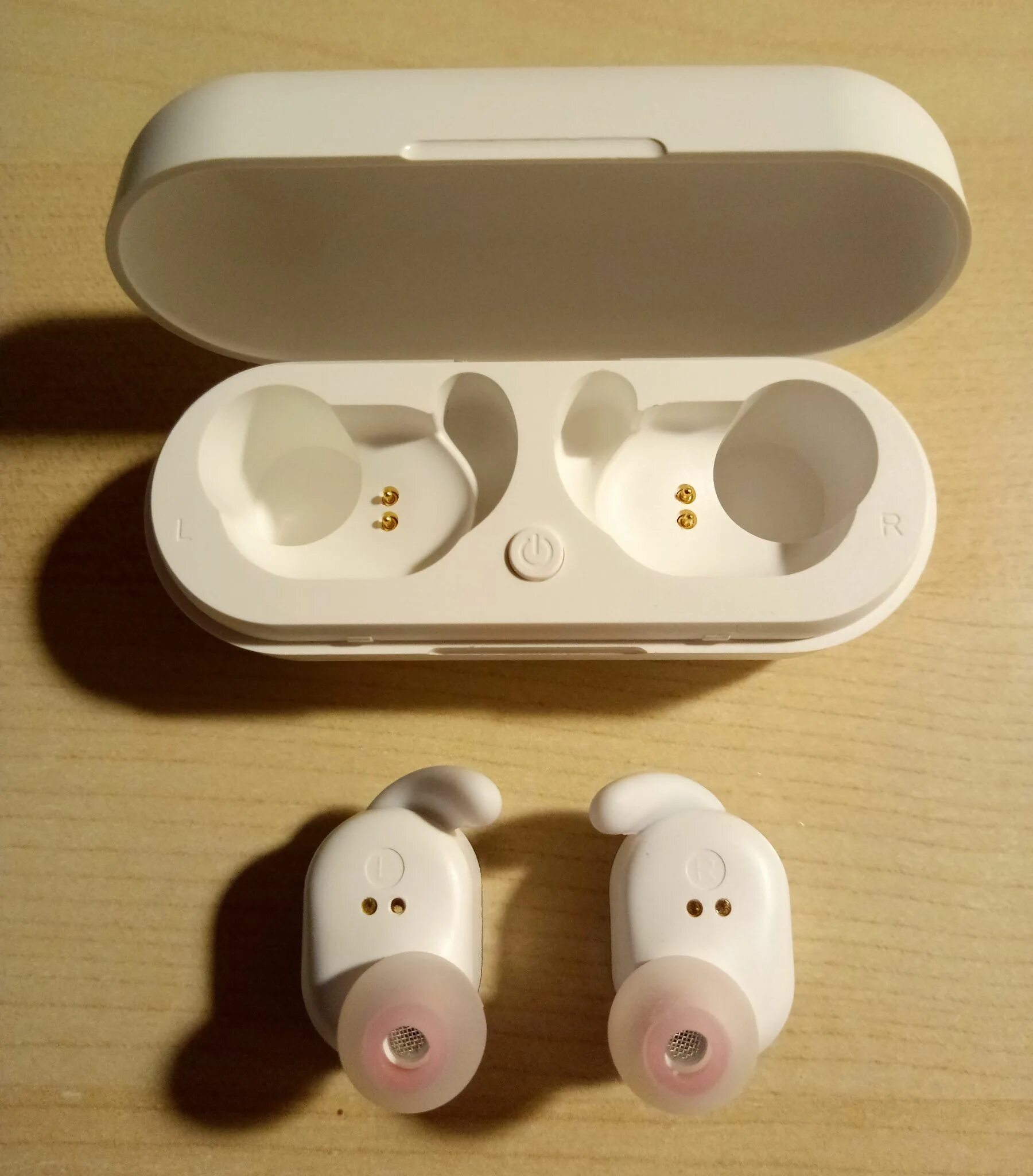 Наушники elari eardrops. Элари нано подс наушники. Elari sport наушники. Наушники elari nanopods 2. Беспроводные наушники elari nanopods white.