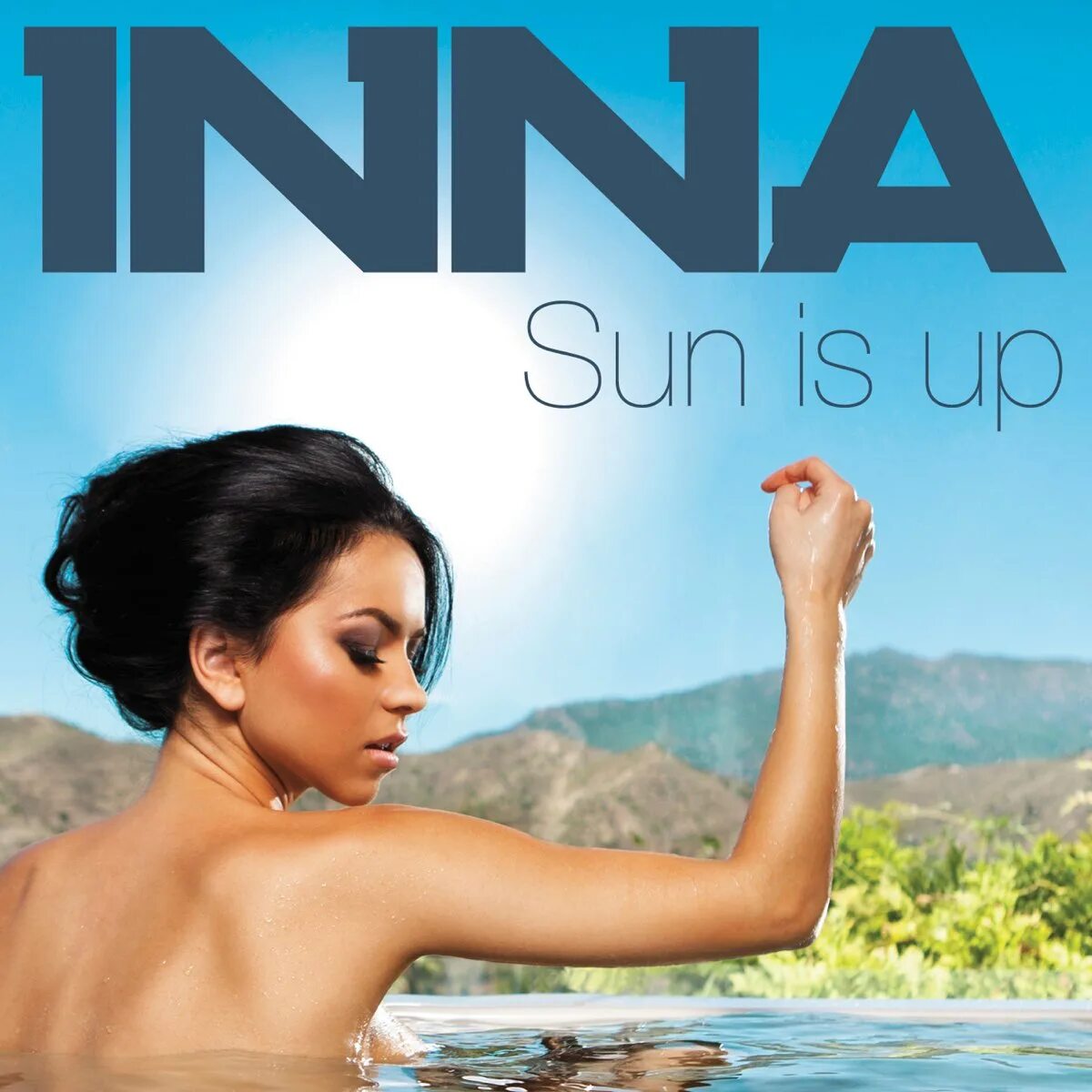 Up remix mp3. Inna Sun is up обложка. Певица Inna up. Inna обложки альбомов.