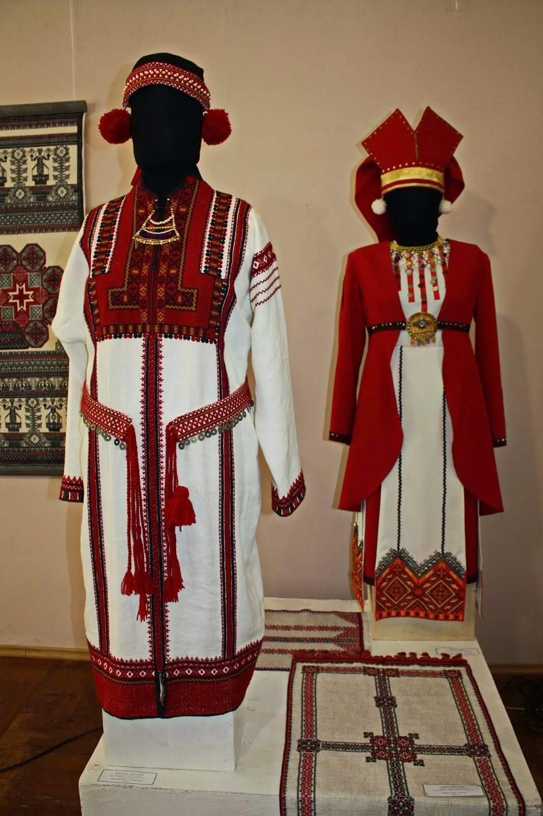 мужской мордовский национальный костюм эрзя. мордовский национальный костюм мокша. шокша мокша эрзя. мордовская одежда. мордовский национальный костюм эрзя.