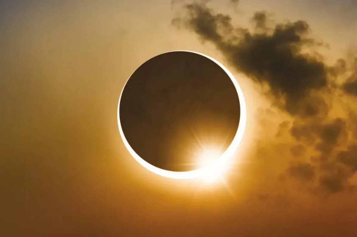 Солнечное затмение 30 апреля 2022. Солнечное затмение (Solar Eclipse) томат. Солнечное лунное затмение затмение 2022 года. Солнечное затмение 2022 в Ростове. Явление луны и солнца