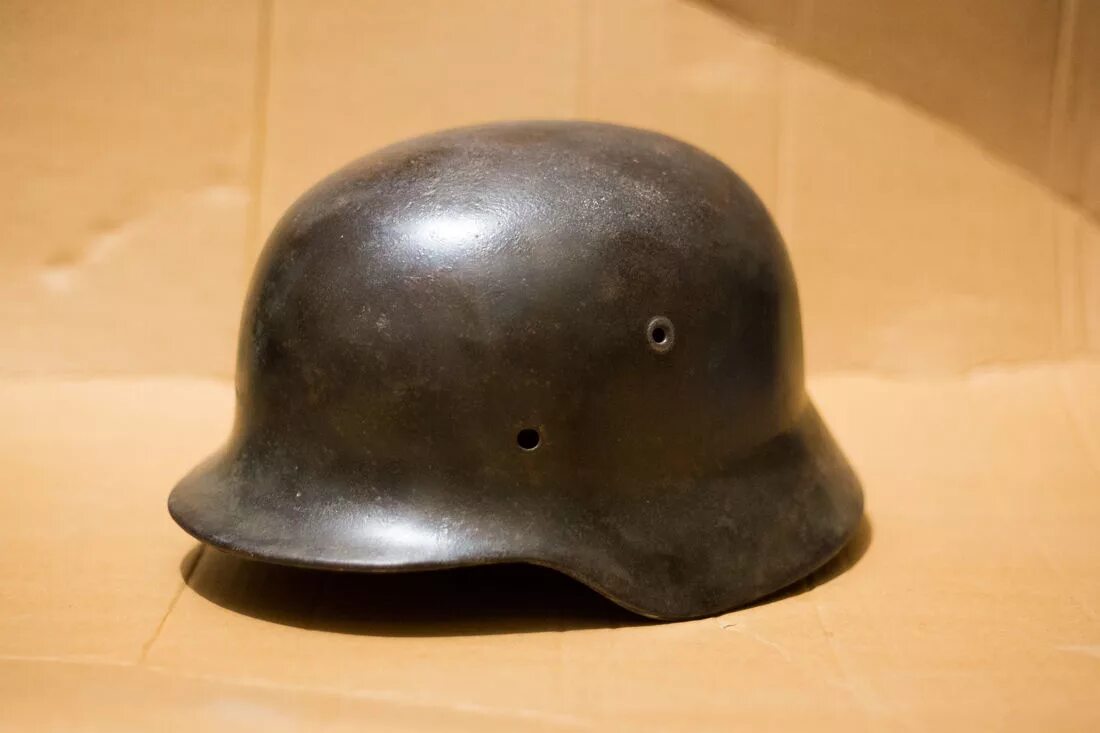 Ssk 90 шлем. Немецкая каска 1945. Немецкий шлем вов. Немецкие каски вов. Немецкие каски 1/35 масштаб.