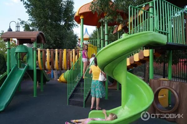 Парк планета астрахань. Три кота астрахань развлечения для детей. Детский развлекательный центр остров сокровищ казань. Детская игровая площадка три кота астрахань. Куда сводить детей в астрахани.