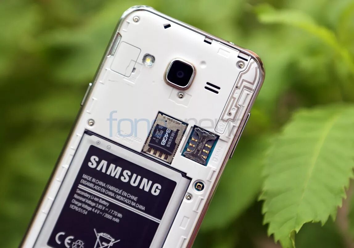 Память самсунг j2. Samsung Galaxy j2 карта памяти. Samsung Galaxy j2 Prime карта памяти. Samsung Galaxy j2 Prime SD карта. Samsung Galaxy j2 камера.