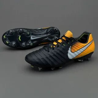 Nike tiempo legend