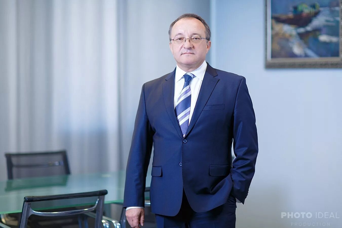 Топ менеджмент банку. Топ менеджмент банку. Топ менеджер. Топ менеджмент банку. Топ менеджмент банку.