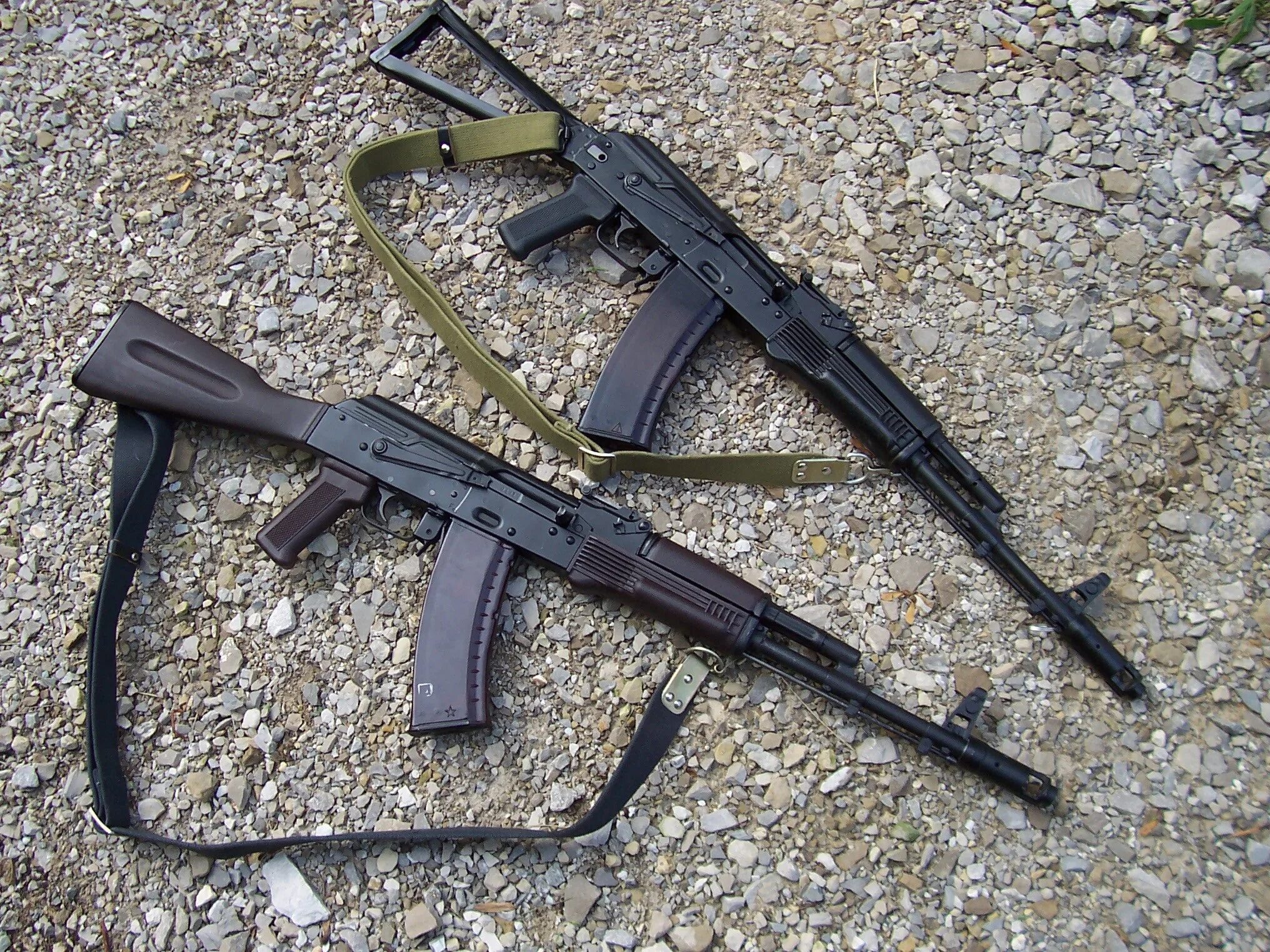 Ak n b
